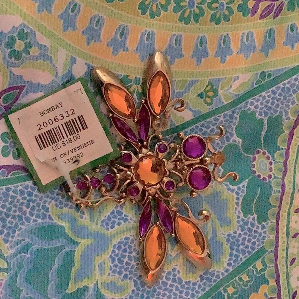 Dragonfly hair accessory